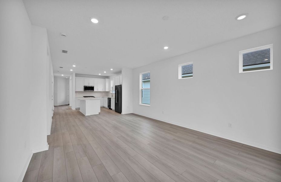 Spacious, unfurnished interior of a new home in Del Webb Wildlight, Wildlight (Image 27).