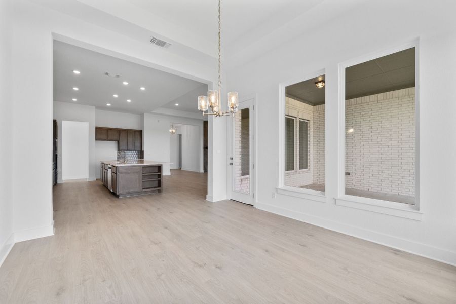 2,866sf New Home in Liberty Hill, TX. - Slide 10 2,866sf New Home in Liberty Hill, TX. - Slide 10