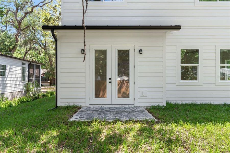 Exterior details and patio area of a home in , Palm Coast (Image 35).