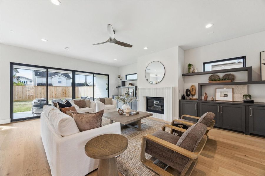 Furnished interior view inside a new home in Garden Oaks and Oak Forest, Houston (Image 11).