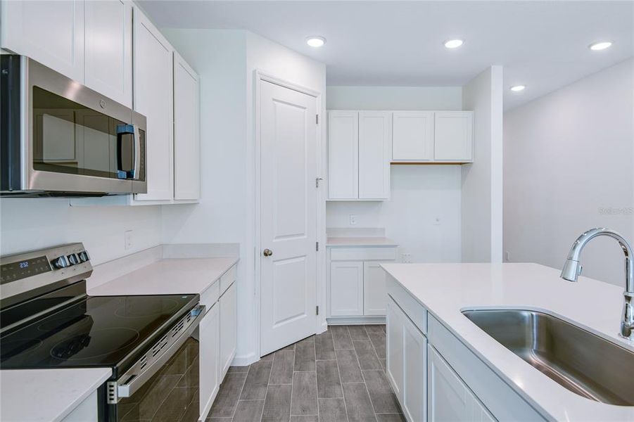 Furnished interior view inside a new home in Seasons at Scenic Terrace, Lake Hamilton (Image 5). Furnished interior view inside a new home in Seasons at Scenic Terrace, Lake Hamilton (Image 5).