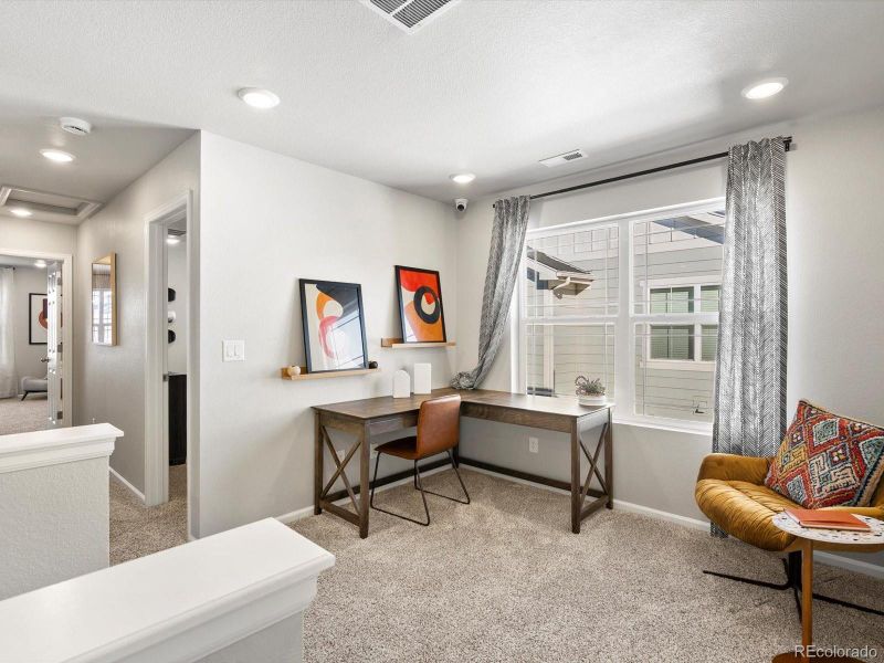Furnished interior view inside a new home in , Aurora (Image 14).