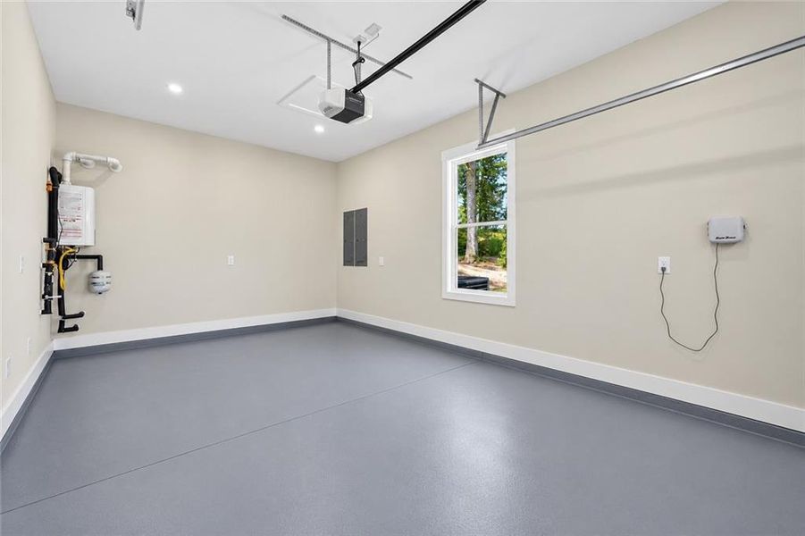 Spacious, unfurnished interior of a new home in , Marietta (Image 49). Spacious, unfurnished interior of a new home in , Marietta (Image 49).