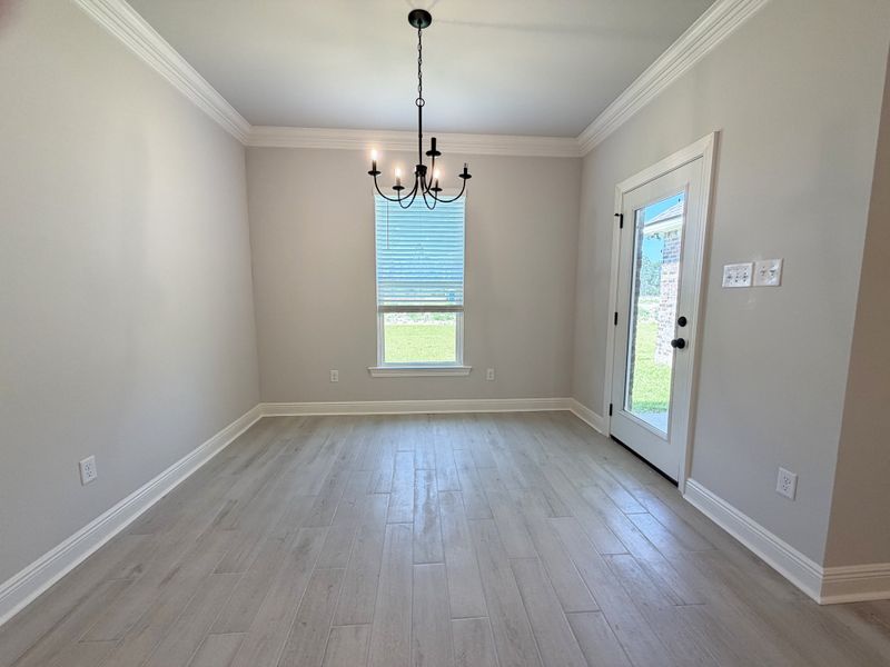 Spacious, unfurnished interior of a new home in Natureview, Freeport (Image 8).