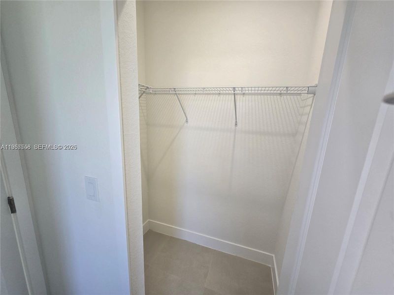 Spacious, unfurnished interior of a new home in , Homestead (Image 67).