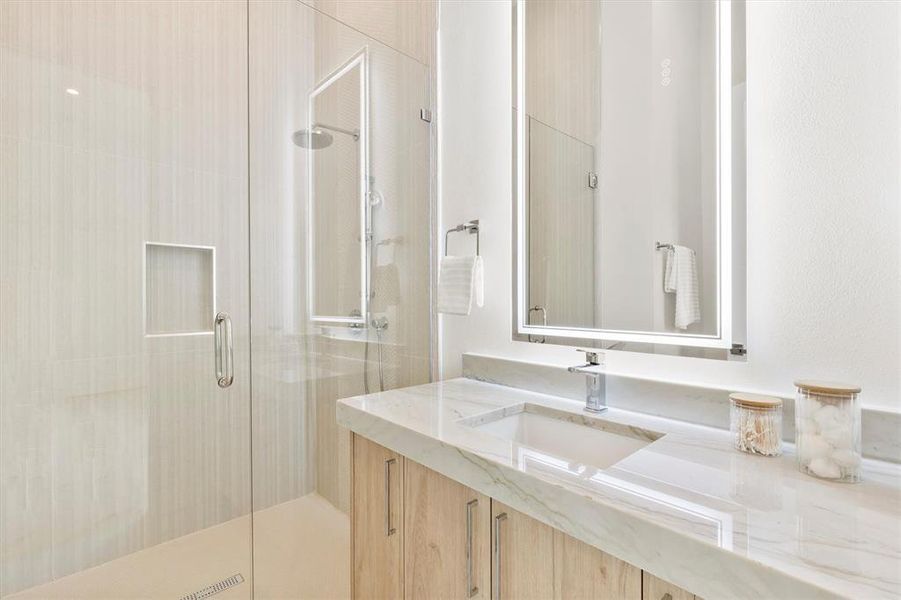 Furnished interior view inside a new home in , Dallas (Image 38).