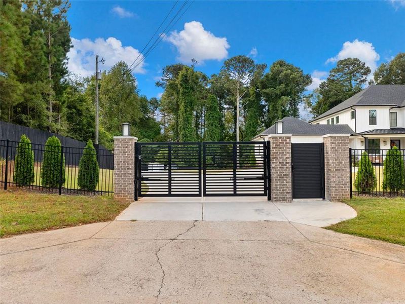 Image 78 of a home in .