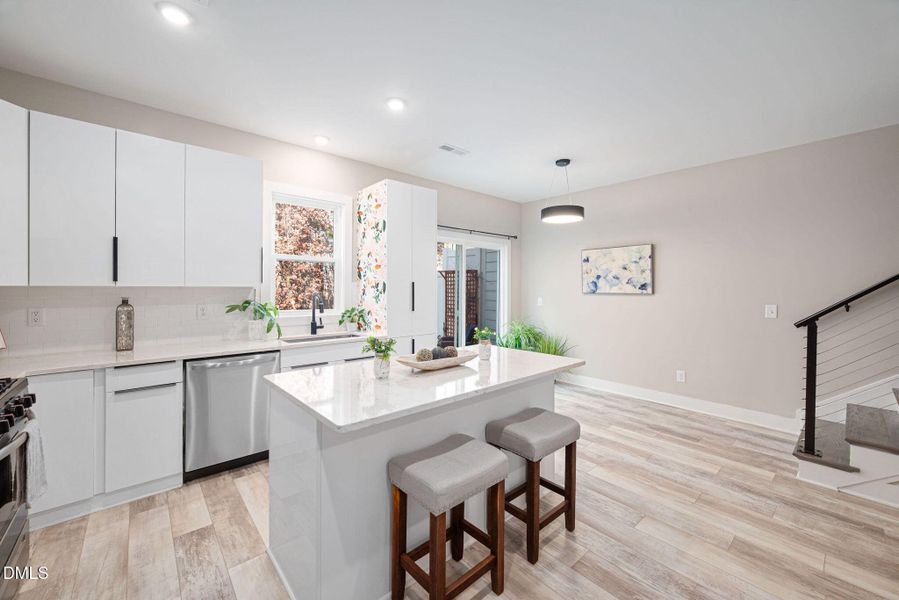 22-web-or-mls-4208-convergence-st