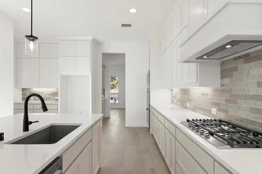 11. 2203 Dracco - Kitchen (3) 11. 2203 Dracco - Kitchen (3)