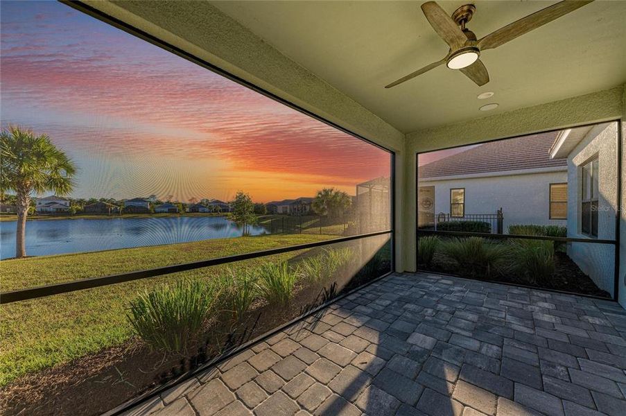 Exterior details and patio area of a home in , Sarasota (Image 4).