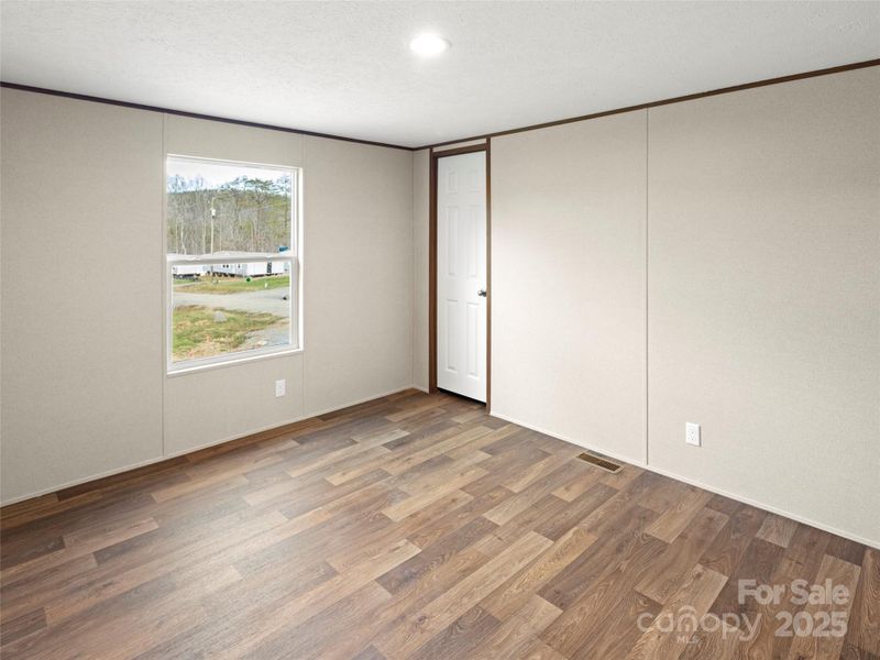 Spacious, unfurnished interior of a new home in , Old Fort (Image 17).