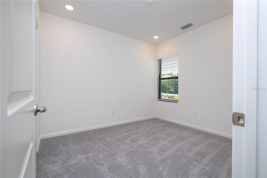 Spacious, unfurnished interior of a new home in , Orlando (Image 53).
