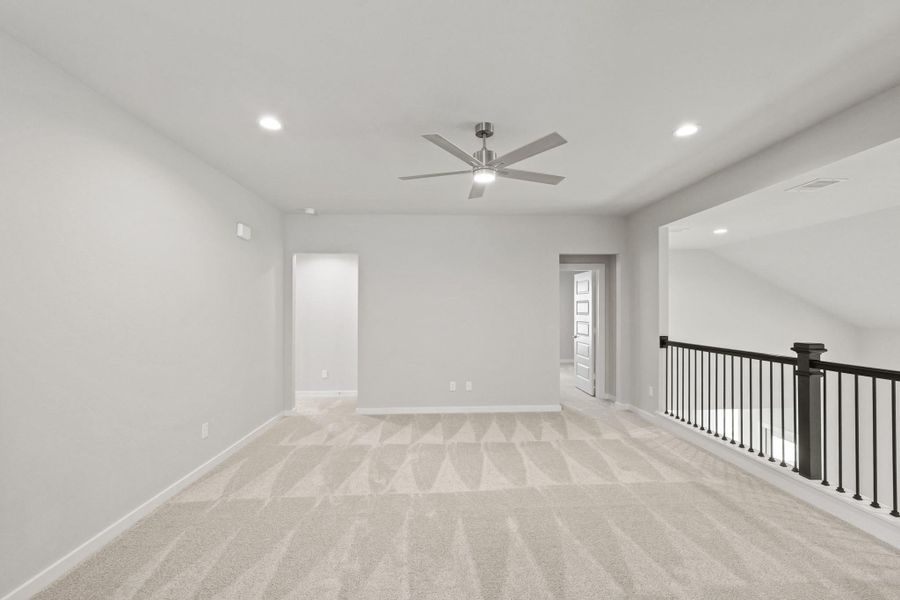Spacious, unfurnished interior of a new home in Briarwood Crossing, Rosenberg (Image 12).