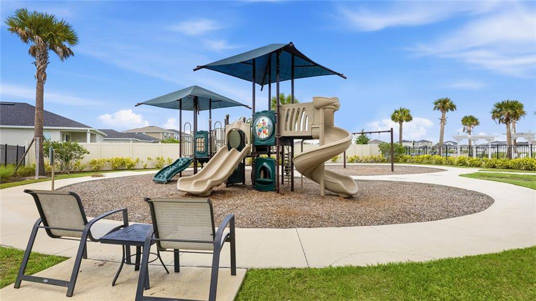 Community amenities in , Parrish (Image 30).