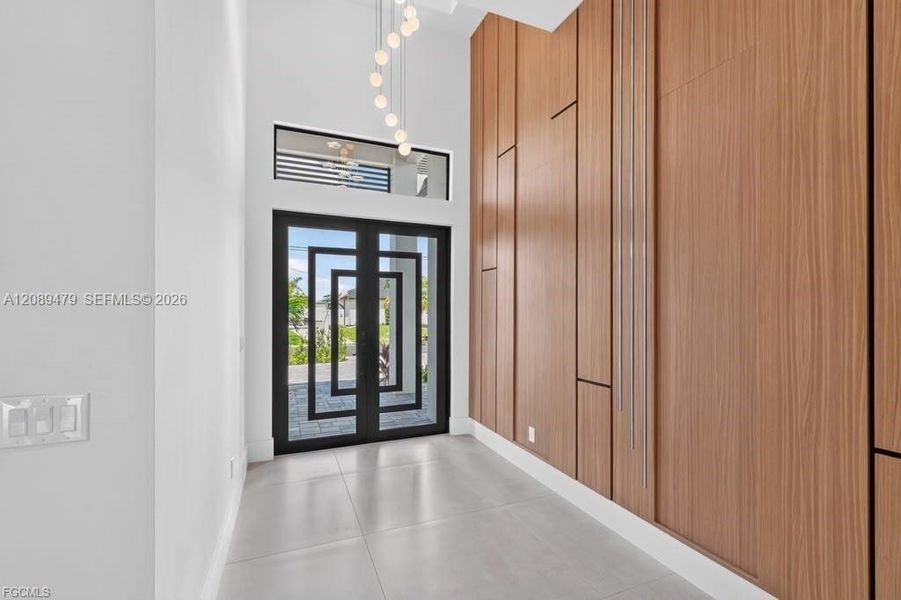 Spacious, unfurnished interior of a new home in , Cape Coral (Image 23). Spacious, unfurnished interior of a new home in , Cape Coral (Image 23).