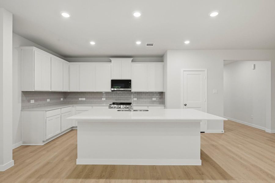 Furnished interior view inside a new home in Encino Estates, Dayton (Image 5).