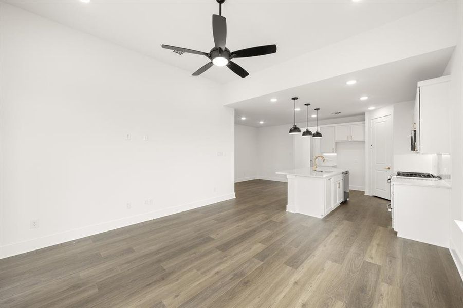 7424 Autumn Hill- Living Room-2