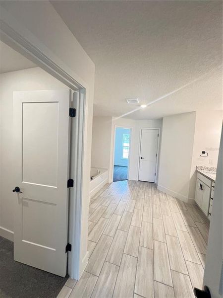 Spacious, unfurnished interior of a new home in Hill Country Estates, Dade City (Image 15). Spacious, unfurnished interior of a new home in Hill Country Estates, Dade City (Image 15).