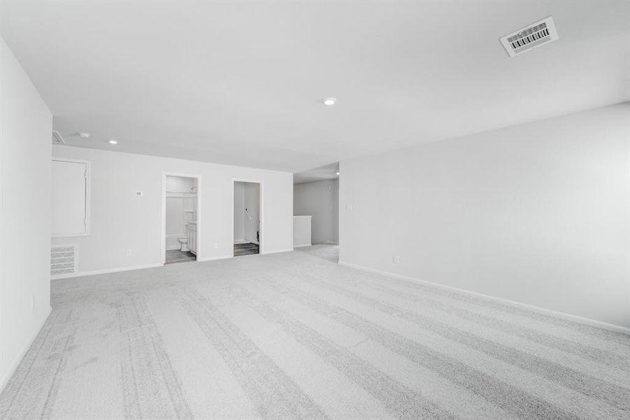 Spacious, unfurnished interior of a new home in Cresson Estates, Cresson (Image 32).