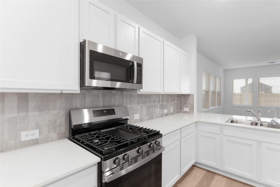 REPRESENTATIVE OF FLOOR PLAN ONLY