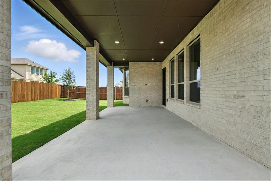 Spacious, unfurnished interior of a new home in Wildflower Ranch: 50ft. lots, Dish (Image 19). Spacious, unfurnished interior of a new home in Wildflower Ranch: 50ft. lots, Dish (Image 19).