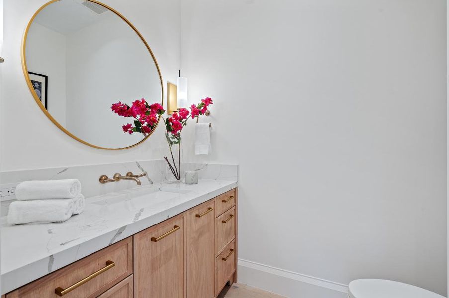 mls_POWDER_ROOM_DT mls_POWDER_ROOM_DT