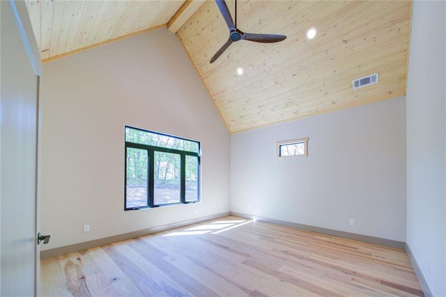 Spacious, unfurnished interior of a new home in , Dawsonville (Image 30).