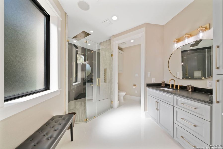 Furnished interior view inside a new home in , Bulverde (Image 35). Furnished interior view inside a new home in , Bulverde (Image 35).