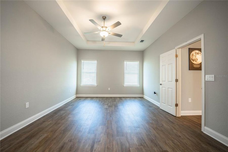 Spacious, unfurnished interior of a new home in , Lakeland (Image 44).