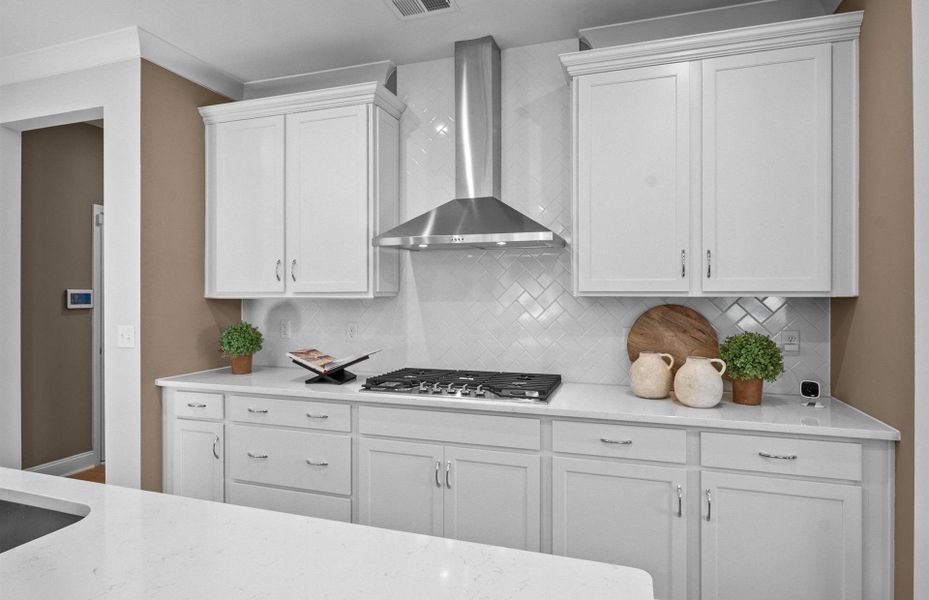 Representative interior finishes for a home built from the Frazier by Pulte Homes in Sparrow Creek, Boiling Springs (Image 22).