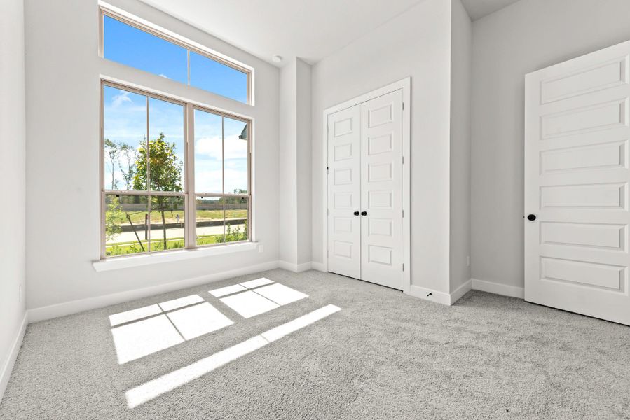 Representative image. Features, specifications, selections and colors may vary.