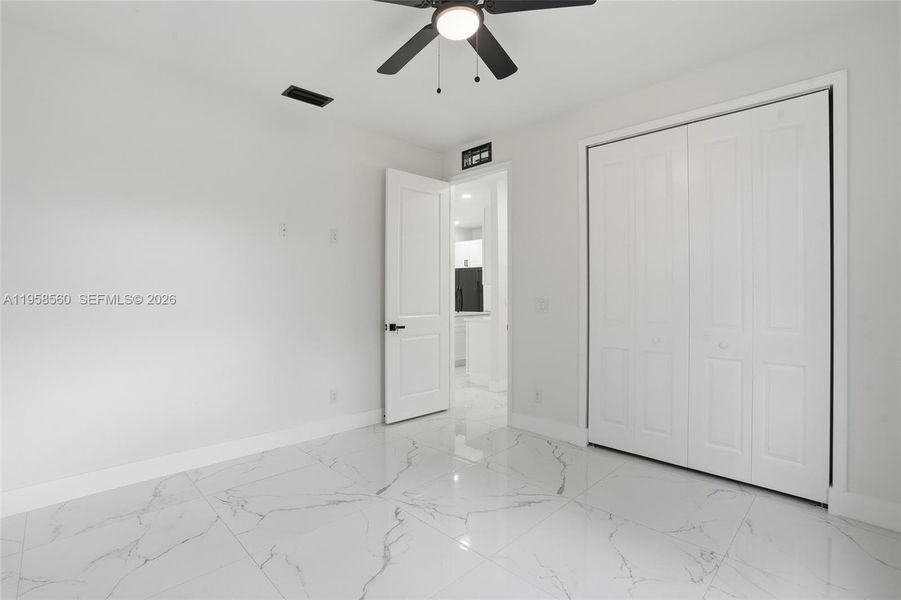 Spacious, unfurnished interior of a new home in , Lehigh Acres (Image 14).