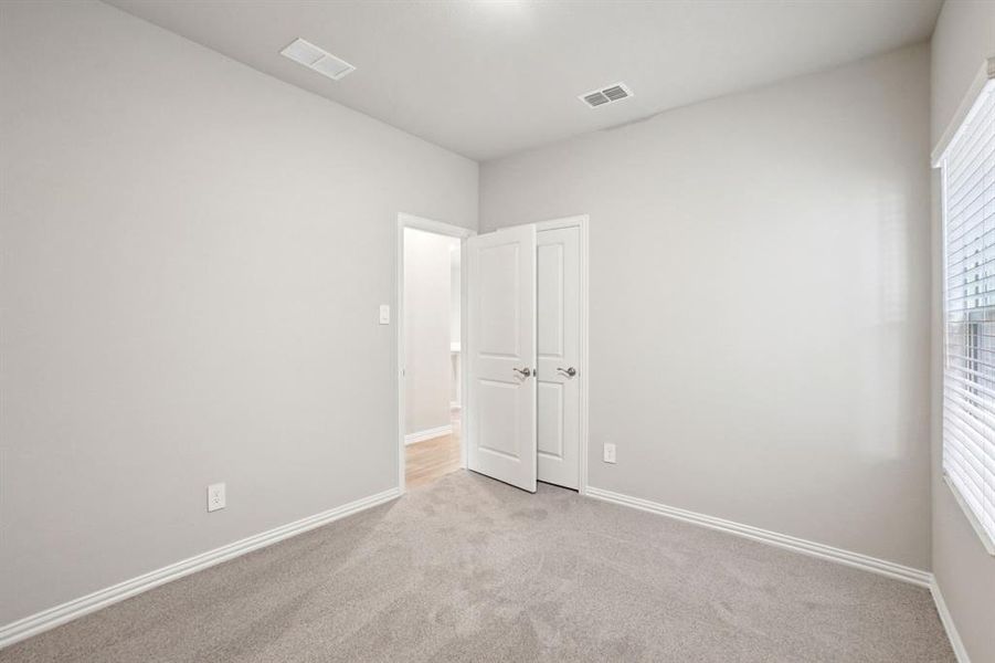 Spacious, unfurnished interior of a new home in Eastridge - Spring Series, McKinney (Image 23).