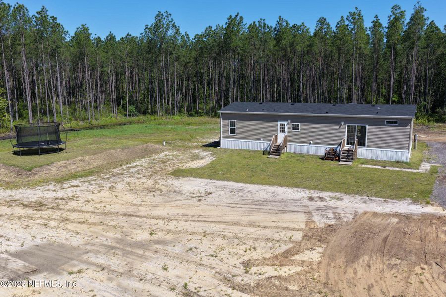 Exterior details and patio area of a home in , Bunnell (Image 22).