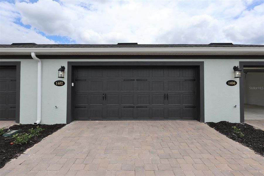 Exterior details and patio area of a home in Center Lake on the Park, St. Cloud (Image 15).