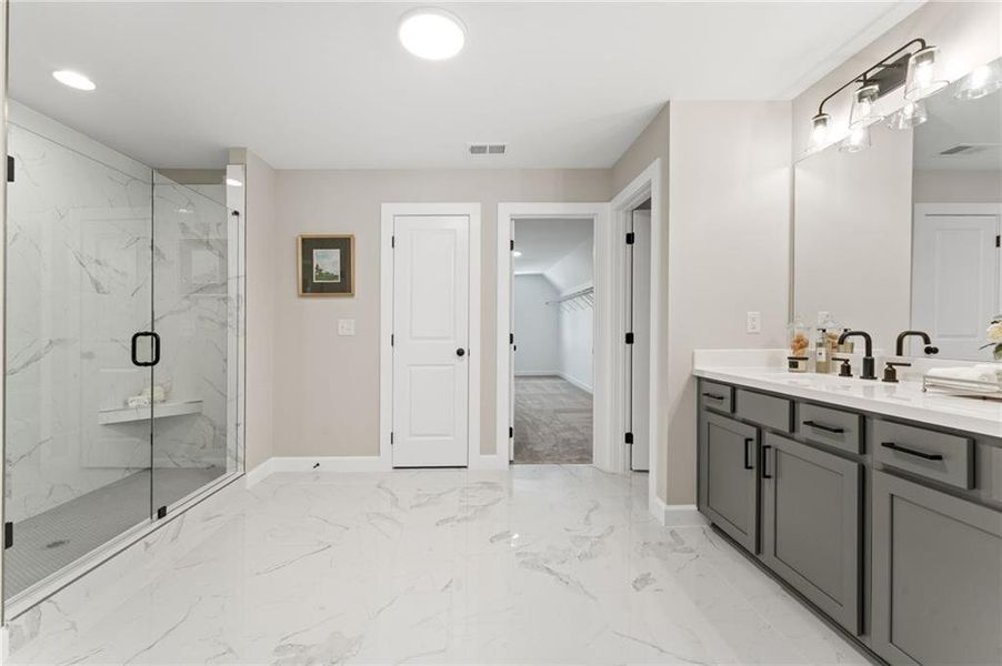 Image 23 of a home in Oak Valley Estates.