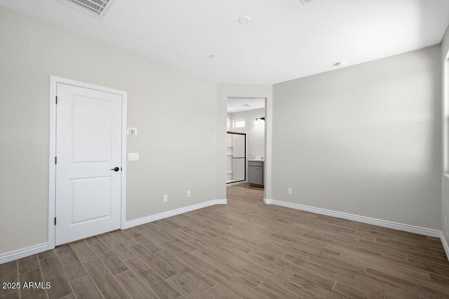 hj-az-phoenix-mystic-discovery-lily-lot-