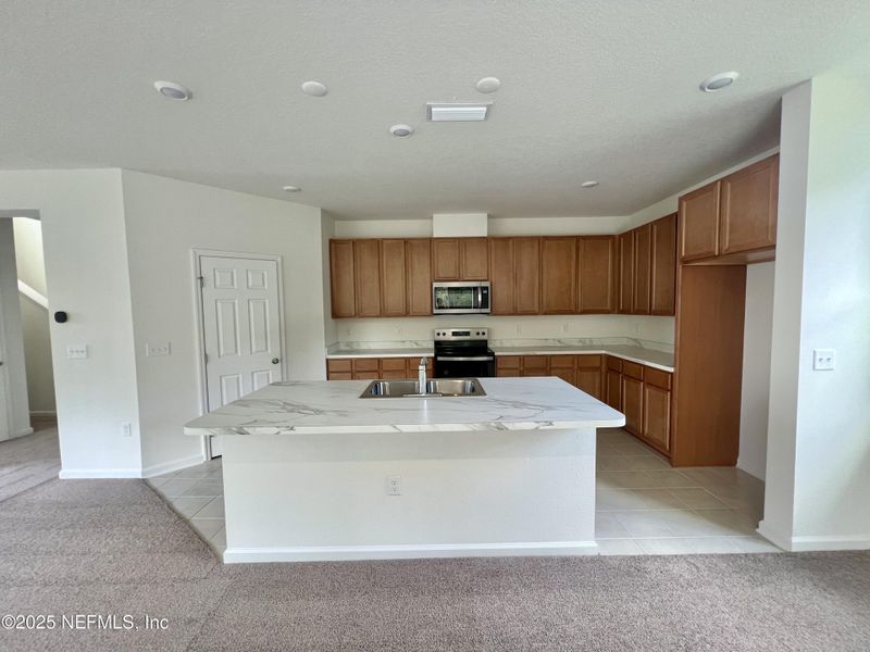 Image 14 of a home in . Image 14 of a home in .