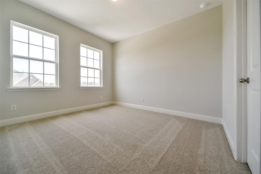 Spacious, unfurnished interior of a new home in Del Bello Lakes 60', Manvel (Image 35). Spacious, unfurnished interior of a new home in Del Bello Lakes 60', Manvel (Image 35).