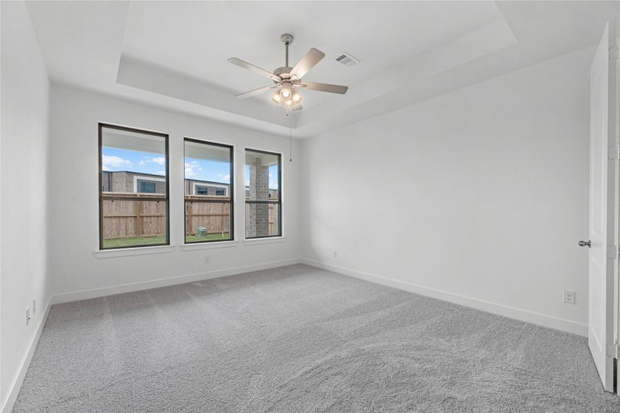 Spacious, unfurnished interior of a new home in Elyson - 40', Katy (Image 16). Spacious, unfurnished interior of a new home in Elyson - 40', Katy (Image 16).