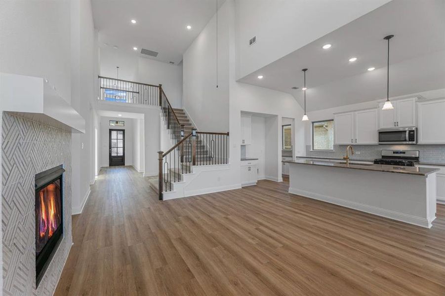 DAL_Meadow_Vista_Delta_1700_Willowhurst_Lane_(15)[1]