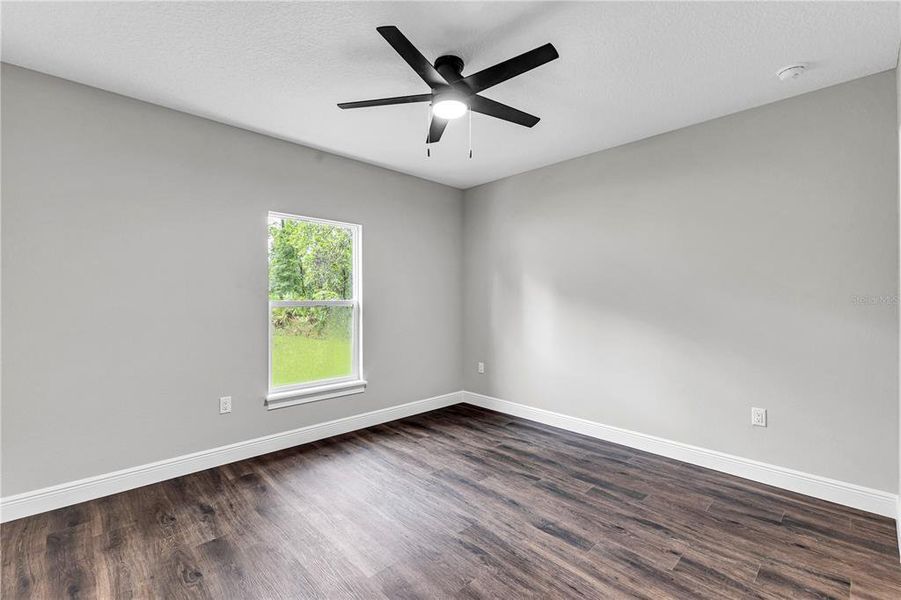 Spacious, unfurnished interior of a new home in , Deland (Image 23).