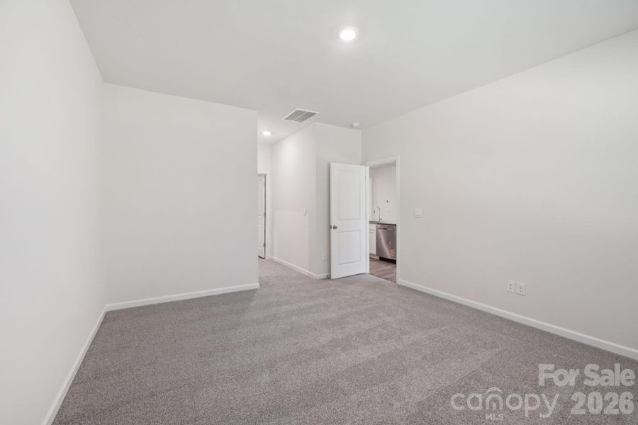 Spacious, unfurnished interior of a new home in Cline Village, Conover (Image 29).