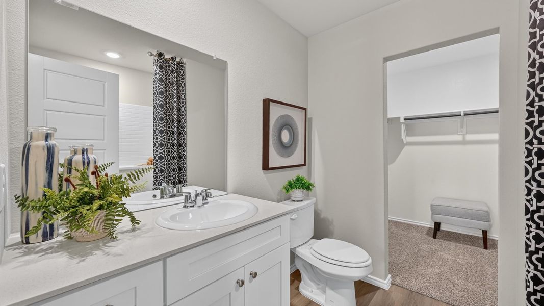Representative furnished interior of a home built from the Callahan by D.R. Horton in Sunnycreek, Crowley (Image 25).