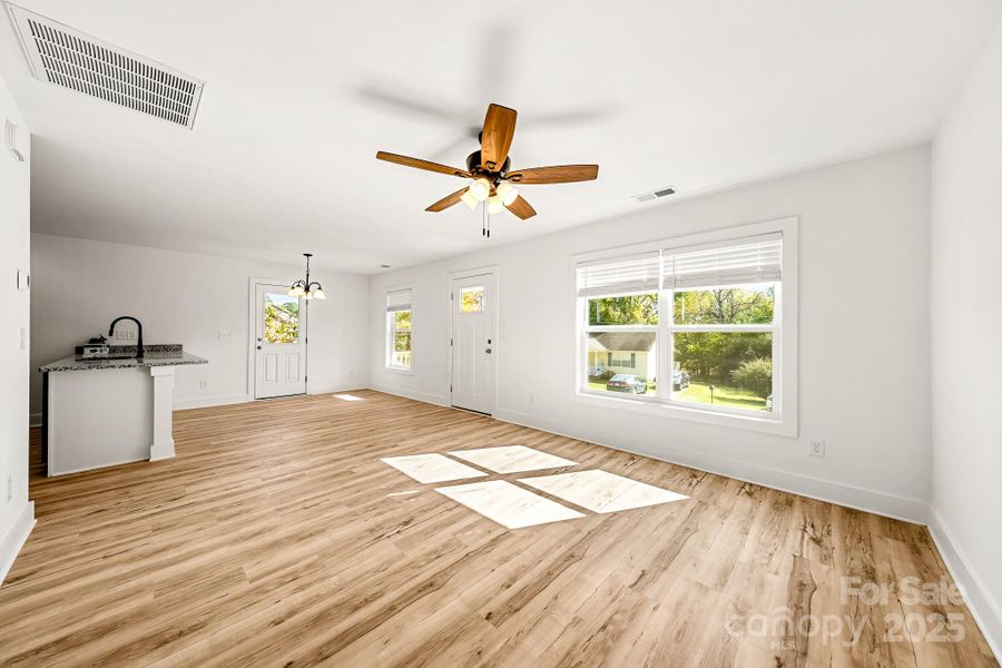 Spacious, unfurnished interior of a new home in , Maiden (Image 7).