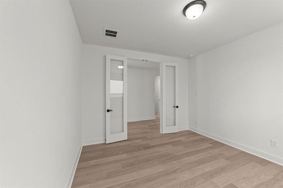 Spacious, unfurnished interior of a new home in Treeline, Justin (Image 14).