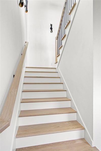 Spacious, unfurnished interior of a new home in , Dallas (Image 20).