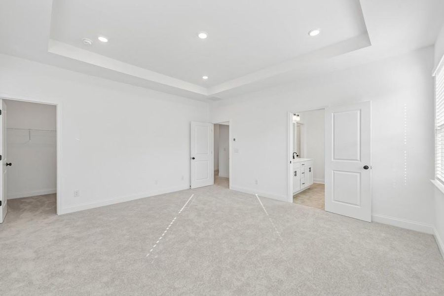 Spacious, unfurnished interior of a new home in Auburn Glen, Dacula (Image 24).