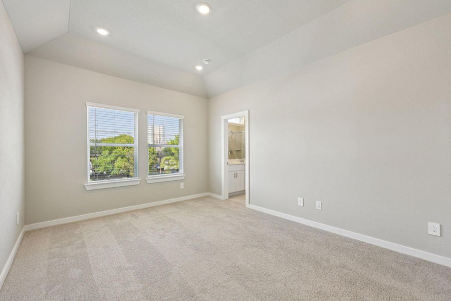 Photo is not of the actual home, but is an inspirational photo of builder’s model home and may depict options, furnishings, and/or decorator features that are not included Photo is not of the actual home, but is an inspirational photo of builder’s model home and may depict options, furnishings, and/or decorator features that are not included