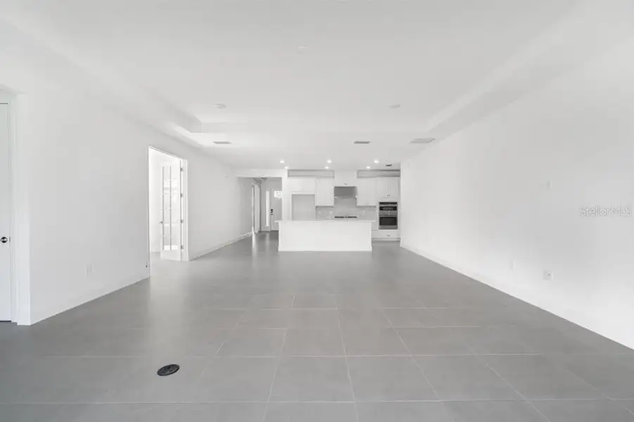 Spacious, unfurnished interior of a new home in Harvest at Ovation, Winter Garden (Image 19). Spacious, unfurnished interior of a new home in Harvest at Ovation, Winter Garden (Image 19).